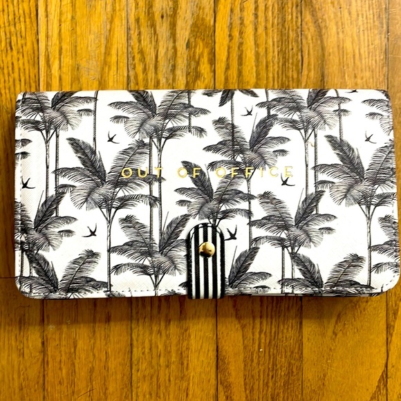 Traveling wallet bag - Picture 1 of 2